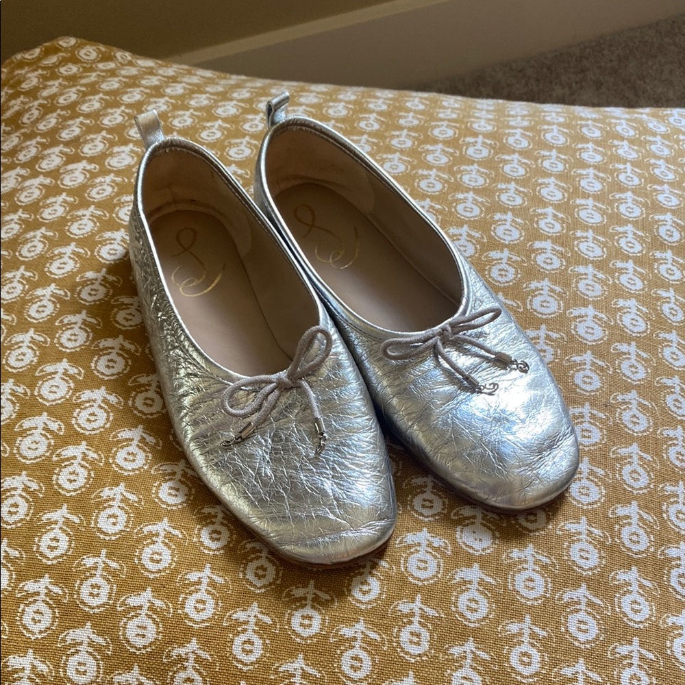 Same Edelman Ari Flats
